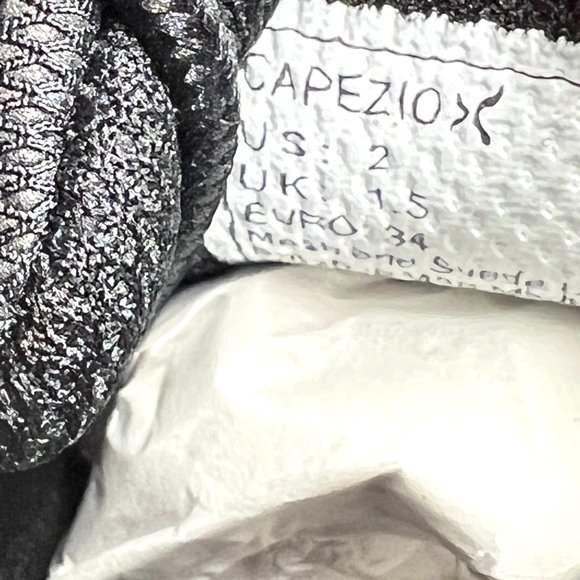 Capezio Girls Kids Size 2 DS24 Rockit Black Split Sole Dance‎ Sneakers Shoes - Picture 12 of 12